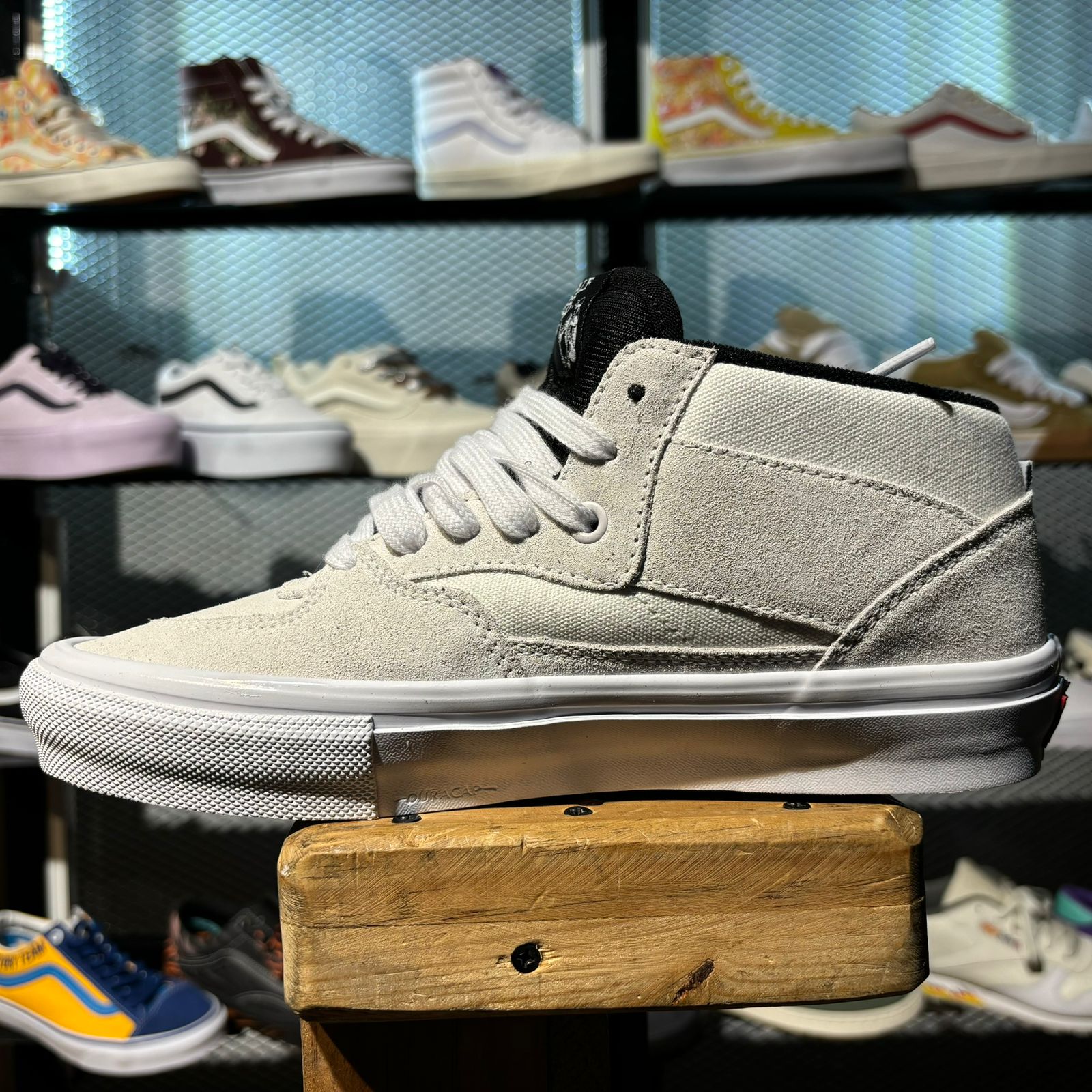 VANS HALF CAB