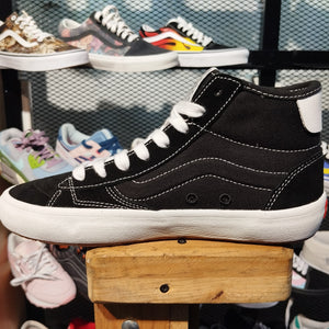 VANS SK8 HI X LIZZIE ARMANTO