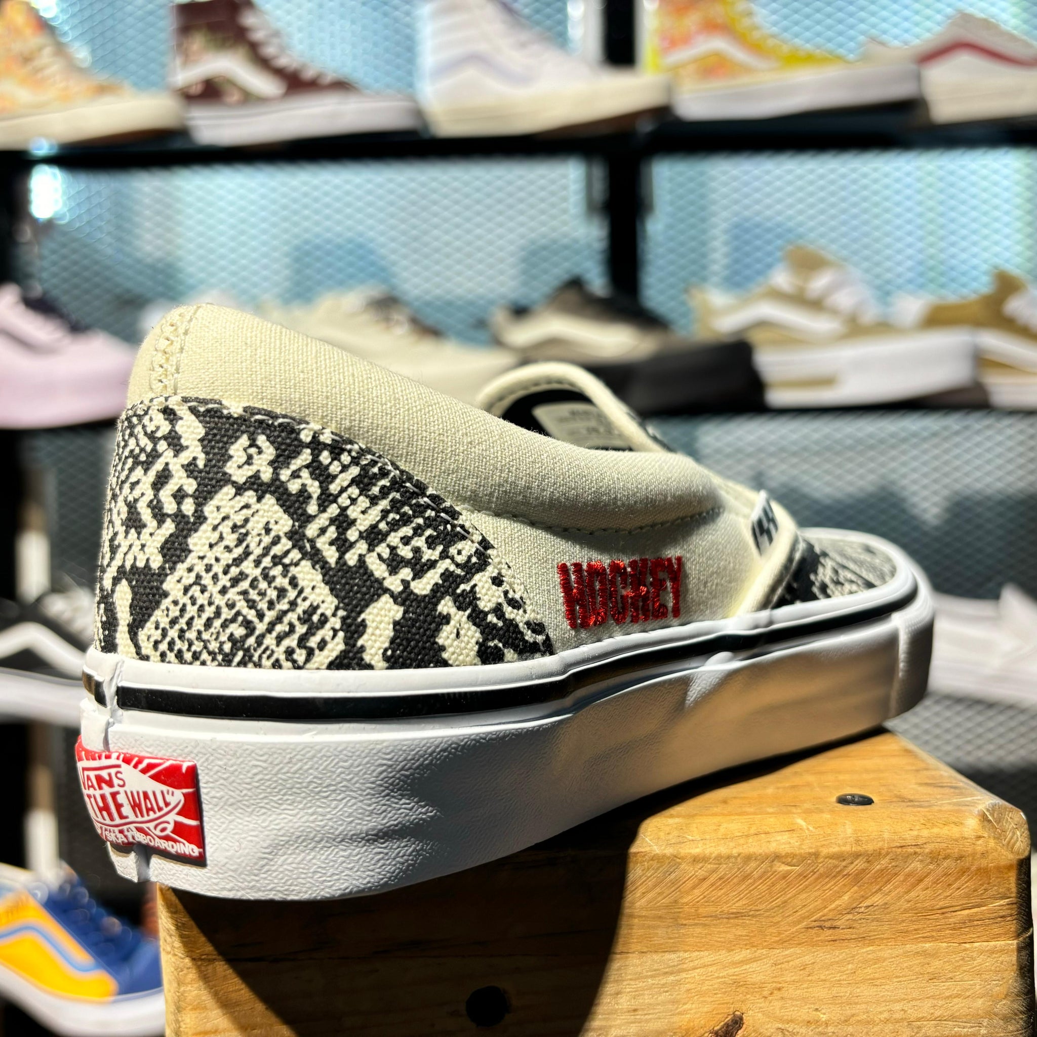 VANS SLIP-ON X HOCKEY