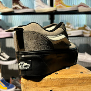 VANS KNU STACK