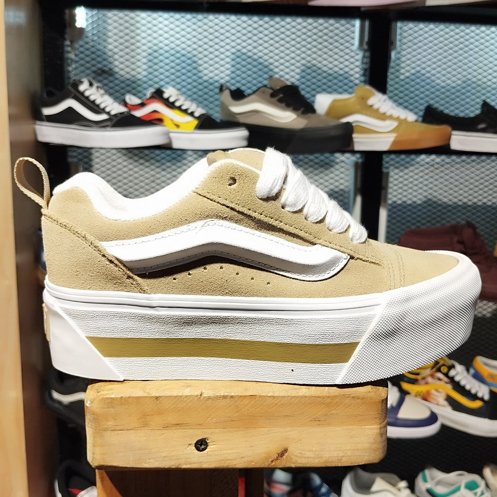 VANS KNU STACK