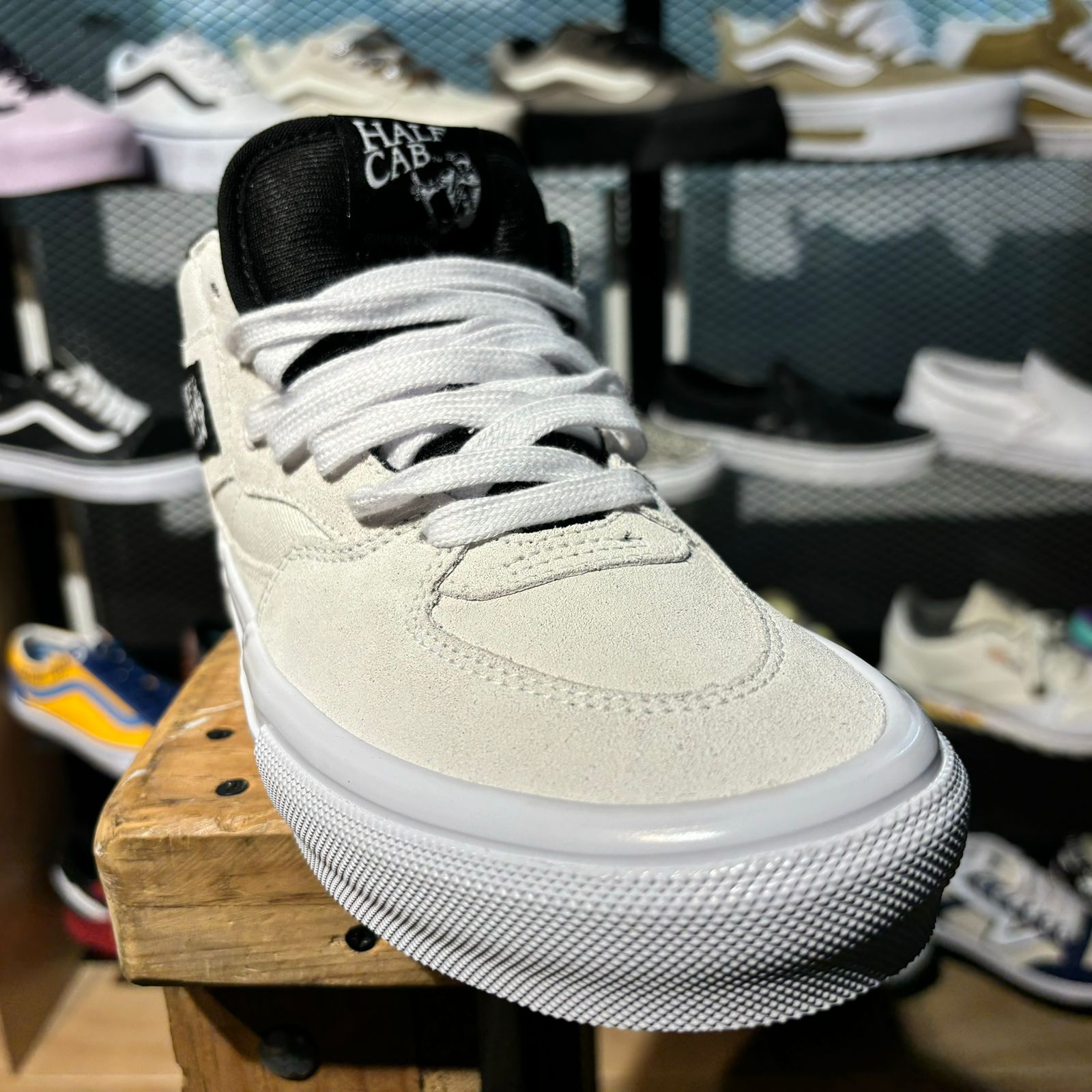 VANS HALF CAB