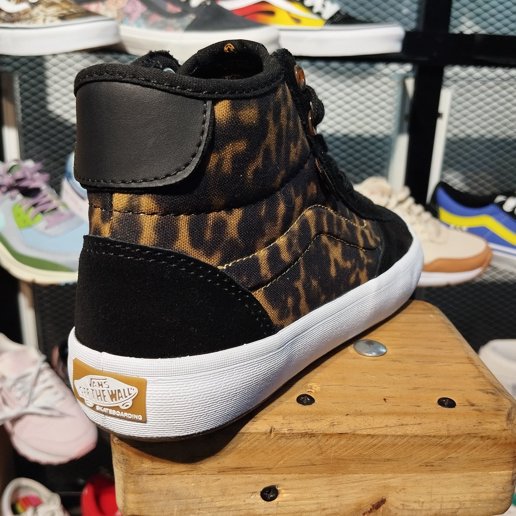 VANS SK8 HI X LIZZIE ARMANTO