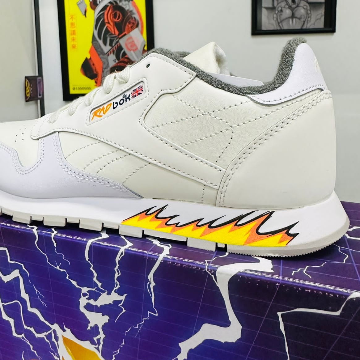 Reebok Classic Leather X Power Rangers